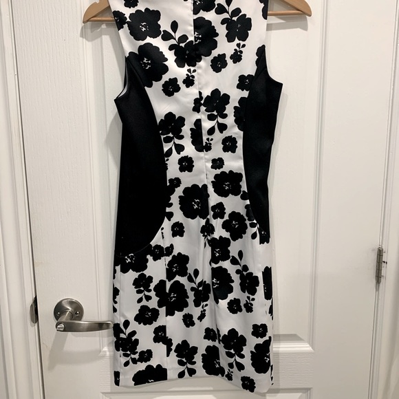 Kensie Cocktail Dress - Picture 2 of 3